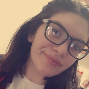 Meet your Posher, Halle